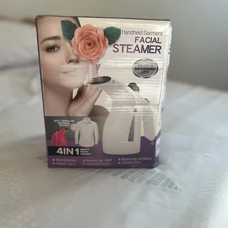 Mia 波素斯捷